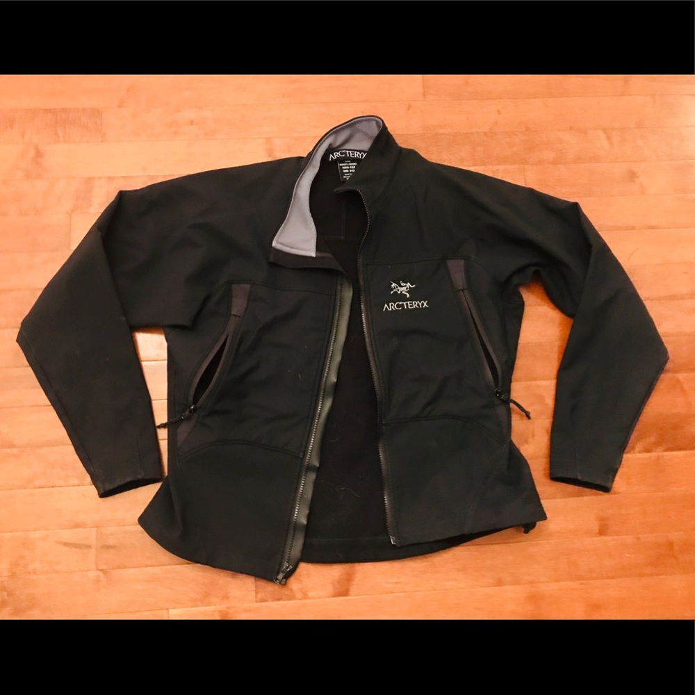 Arc’teryx Women’s Medium Black Jacket